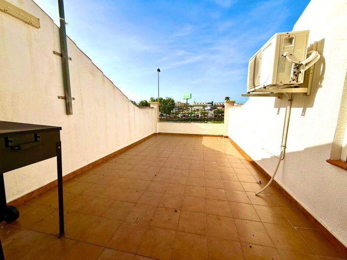 Image No.25-2 Bed Bungalow for sale