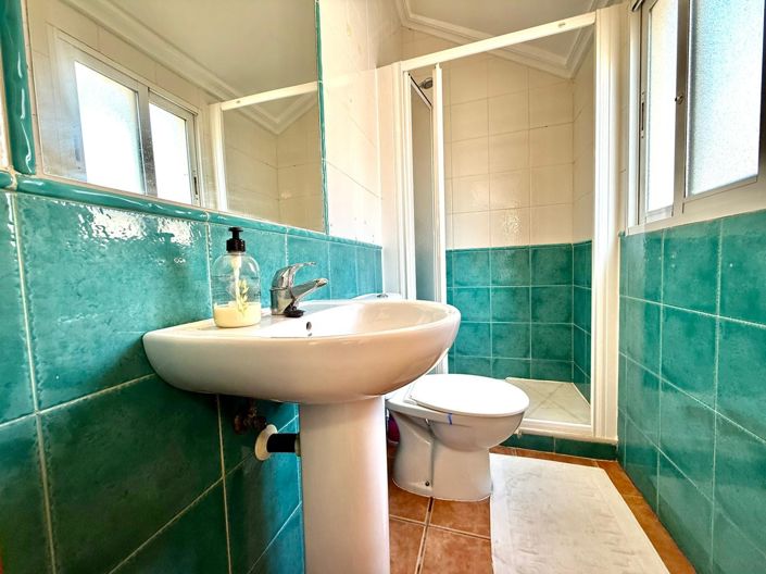 Image No.31-2 Bed Bungalow for sale