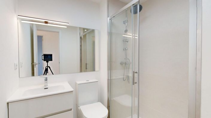 Image No.9-2 Bed Apartment for sale