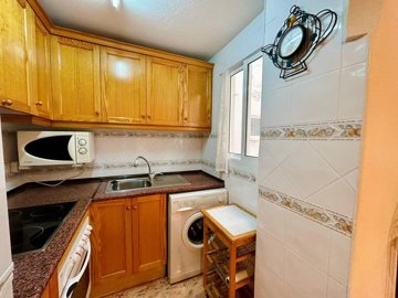 o1jl53j4h810pq14fa575fb58312e