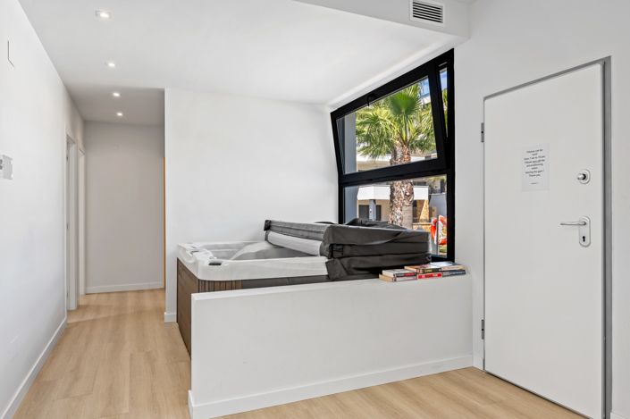 Image No.29-2 Bed Apartment for sale