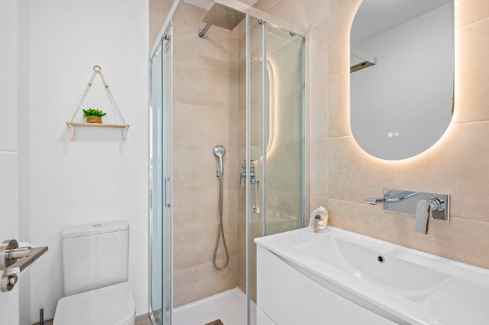 Image No.16-2 Bed Apartment for sale