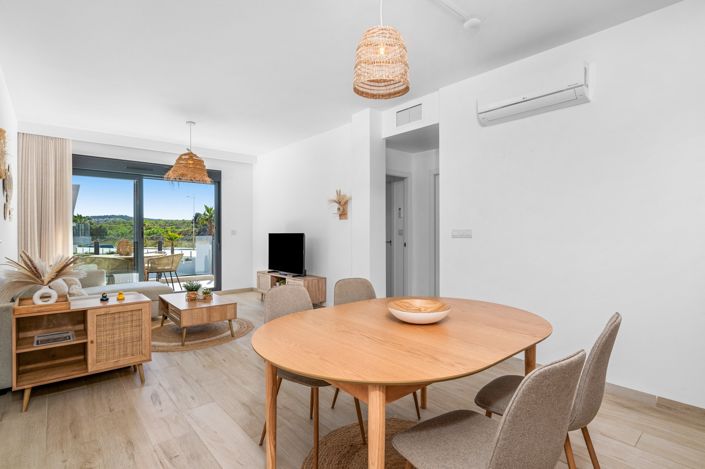 Image No.4-2 Bed Apartment for sale