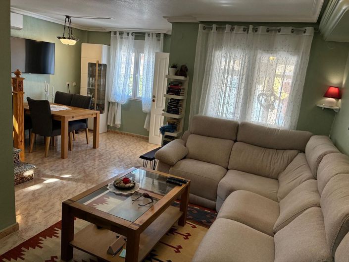 Image No.24-3 Bed Property for sale