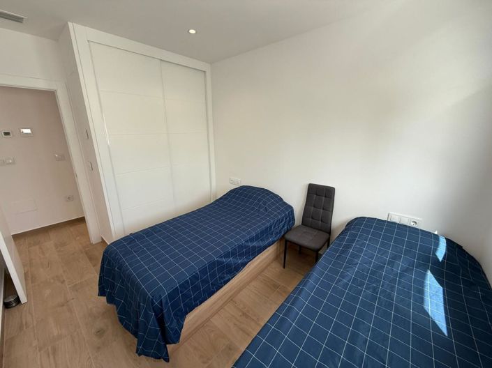 Image No.20-2 Bed Apartment for sale