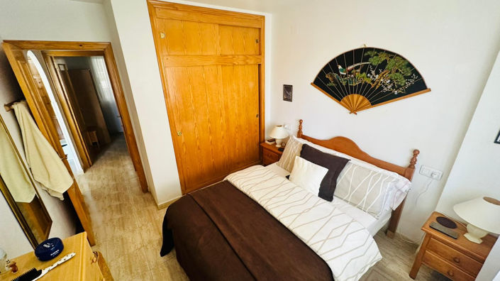 Image No.25-2 Bed Apartment for sale