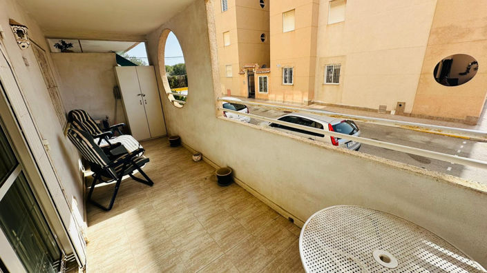 Image No.38-2 Bed Apartment for sale