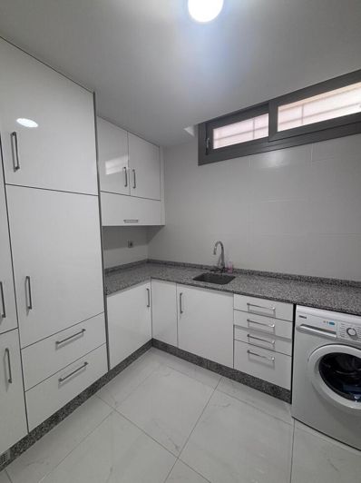 Image No.28-5 Bed Villa for sale