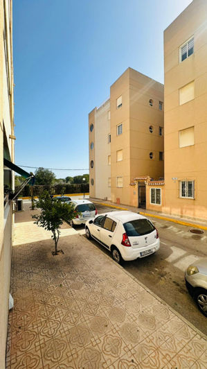 Image No.39-2 Bed Apartment for sale