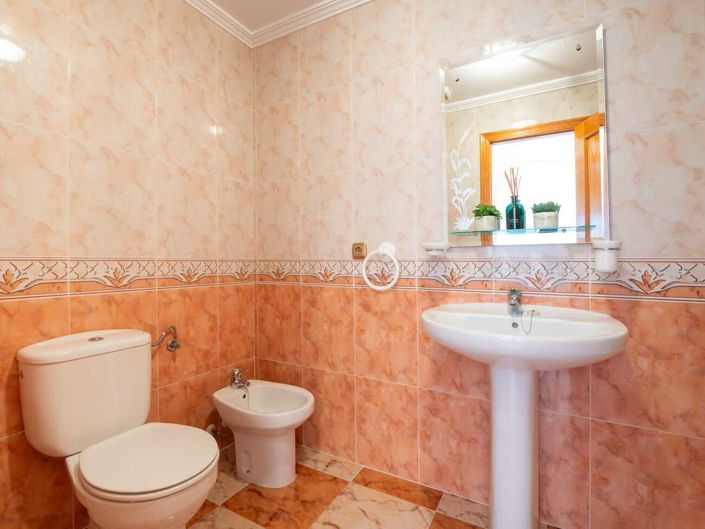 Image No.14-2 Bed Apartment for sale