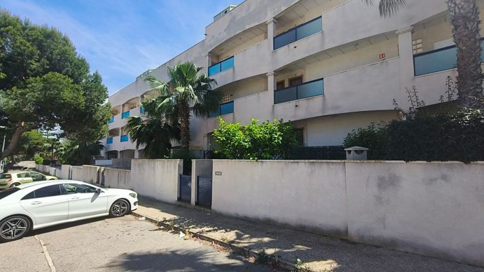 Image No.22-2 Bed Apartment for sale