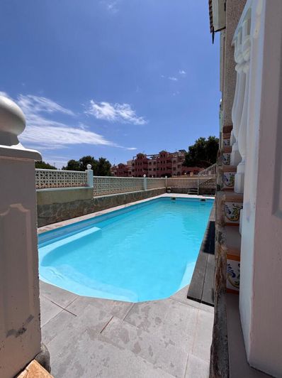 Image No.4-3 Bed Townhouse for sale