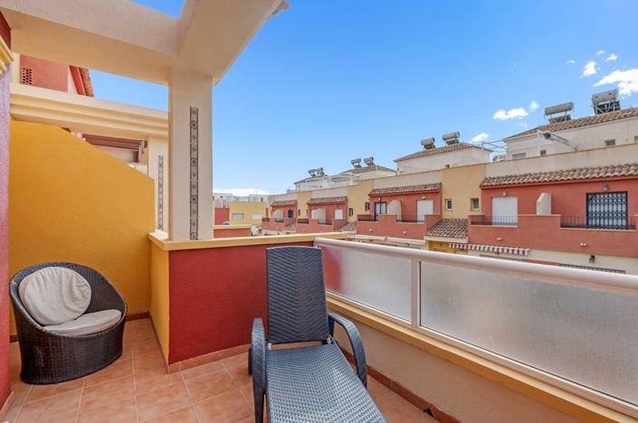 Image No.21-3 Bed Property for sale
