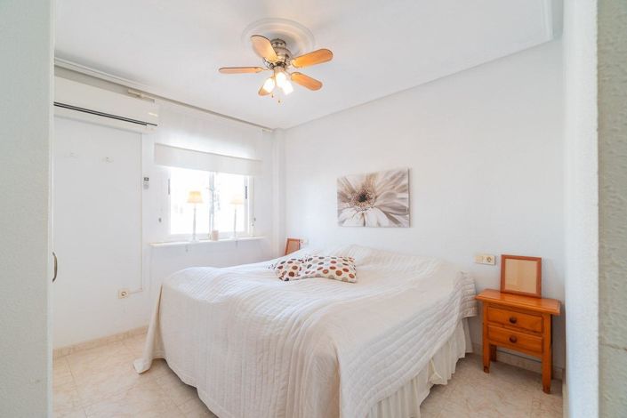 Image No.22-2 Bed Apartment for sale
