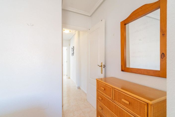 Image No.23-2 Bed Apartment for sale