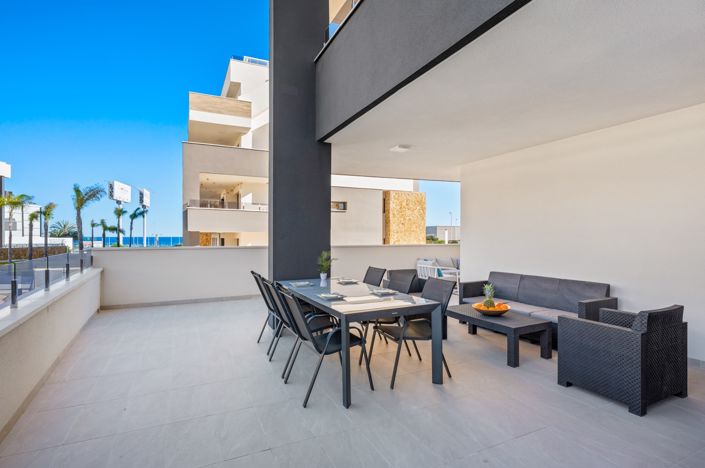 Image No.25-3 Bed Apartment for sale