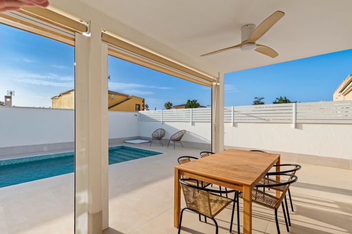 Image No.21-3 Bed Villa for sale