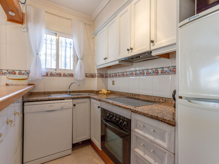 Image No.16-2 Bed Property for sale