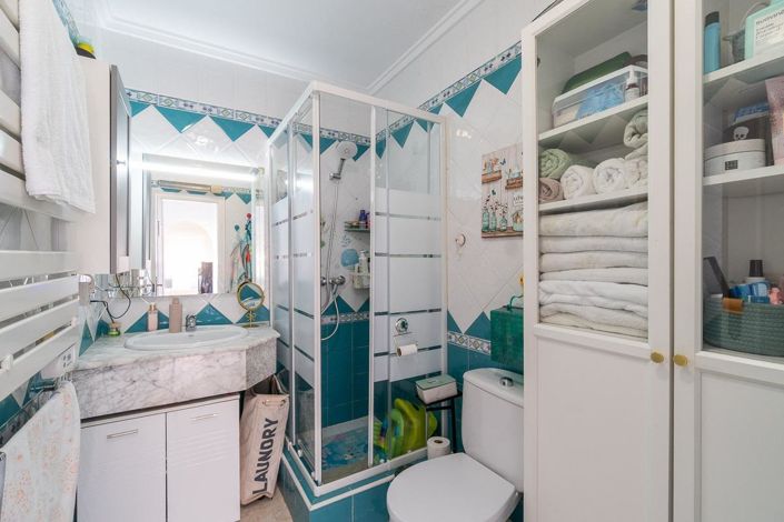 Image No.22-3 Bed Property for sale