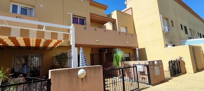 Image No.2-3 Bed Townhouse for sale
