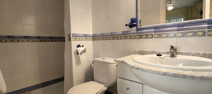 Image No.16-2 Bed Bungalow for sale