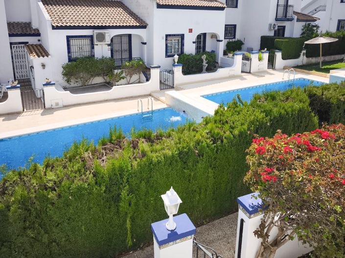 Image No.16-2 Bed Townhouse for sale