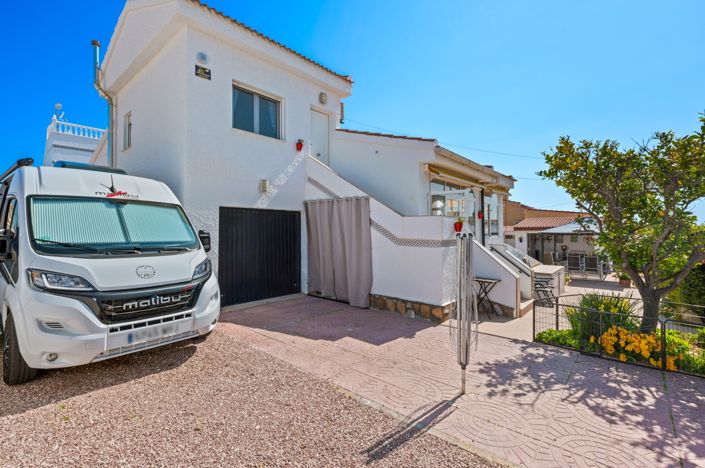 Image No.34-3 Bed Villa for sale