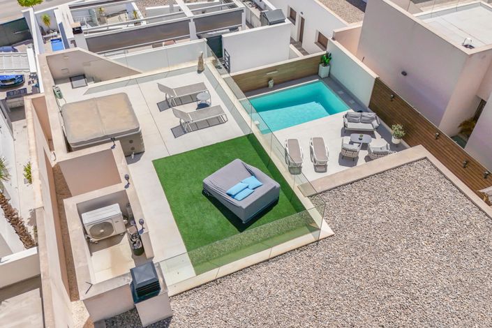 Image No.48-4 Bed Villa for sale