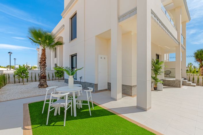 Image No.12-3 Bed Apartment for sale