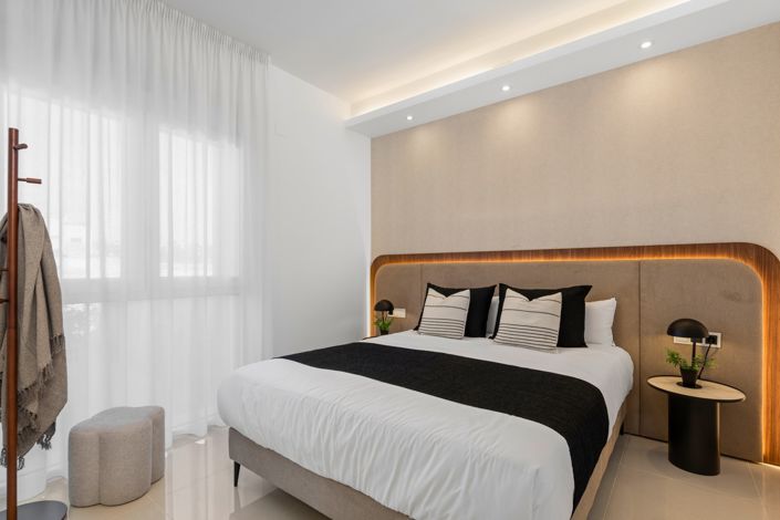 Image No.25-3 Bed Apartment for sale