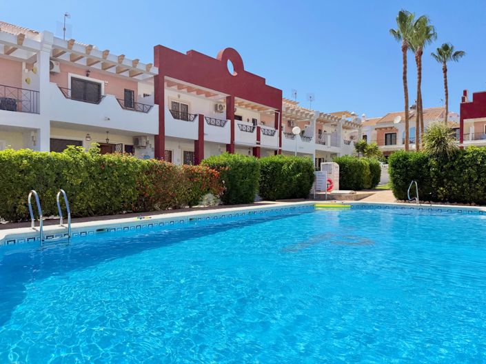 Image No.17-3 Bed Property for sale