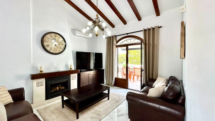 Image No.4-4 Bed Villa for sale