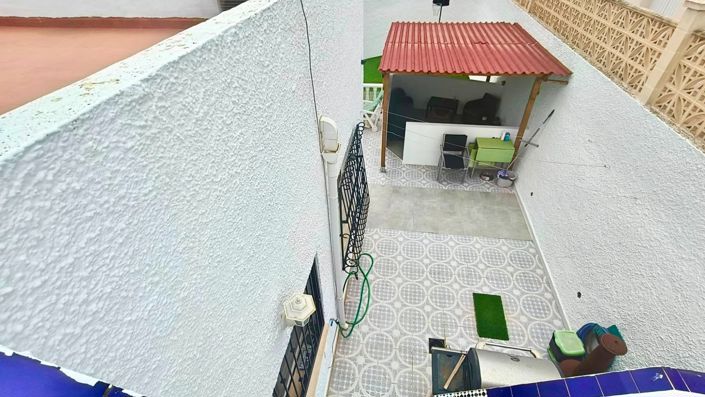 Image No.22-2 Bed Property for sale