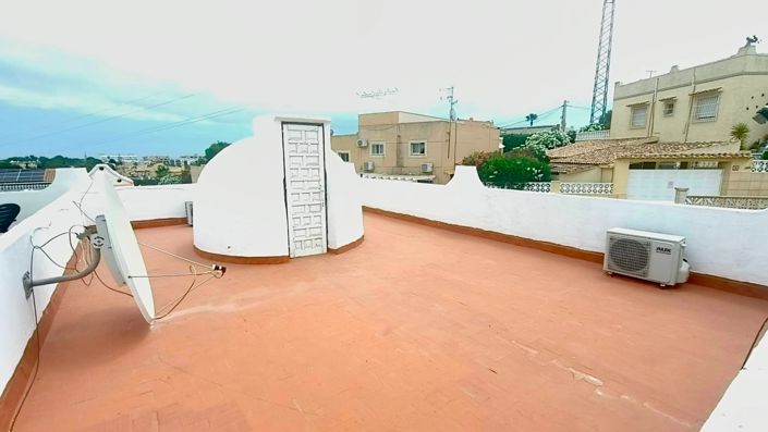 Image No.29-2 Bed Property for sale