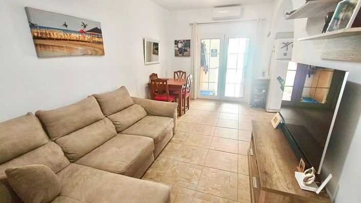 Image No.8-2 Bed Property for sale