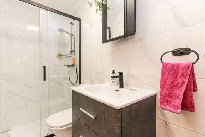 Image No.19-2 Bed Apartment for sale