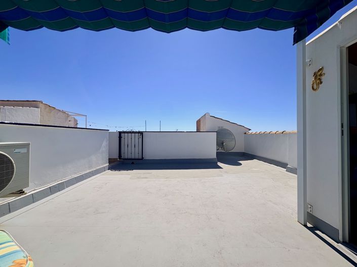 Image No.17-3 Bed Apartment for sale