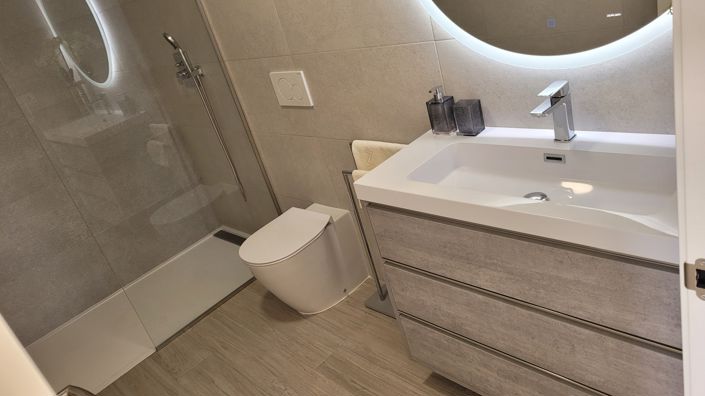 Image No.20-3 Bed Apartment for sale