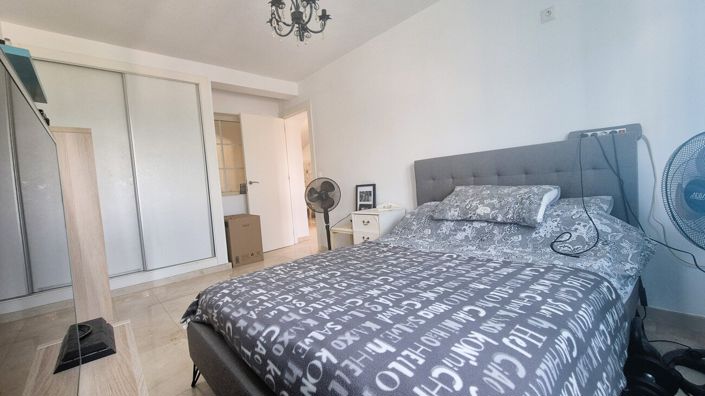 Image No.20-4 Bed Townhouse for sale