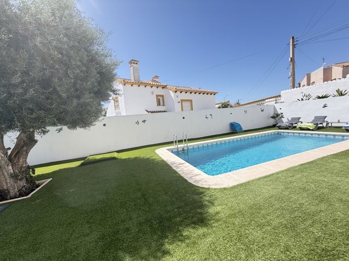 Image No.35-3 Bed Villa for sale