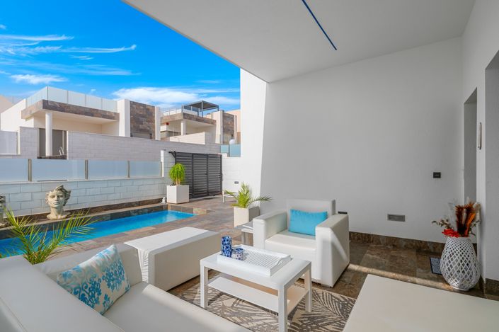 Image No.4-Villa de 5 chambres à vendre à Orihuela Costa