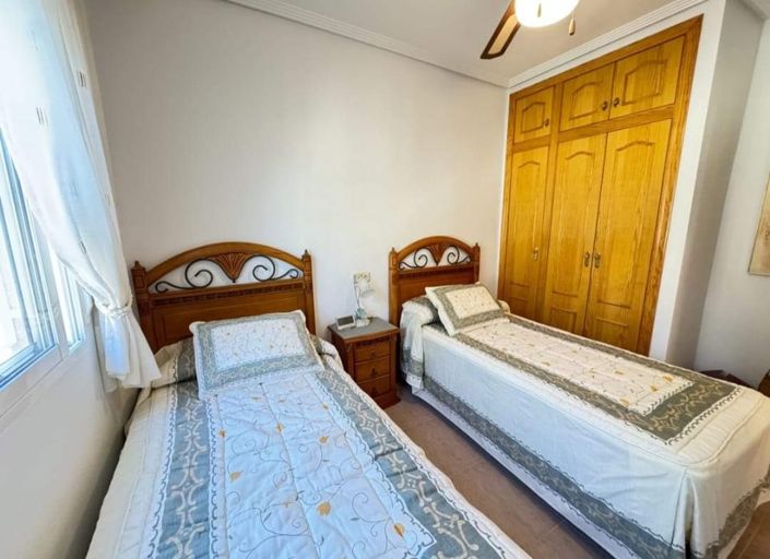 Image No.10-2 Bed Apartment for sale