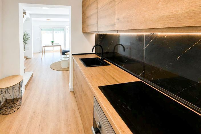Image No.3-3 Bed Townhouse for sale