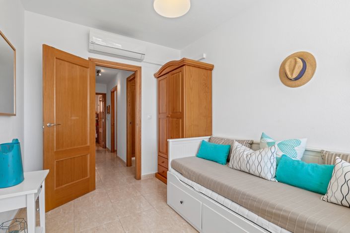Image No.19-3 Bed Apartment for sale