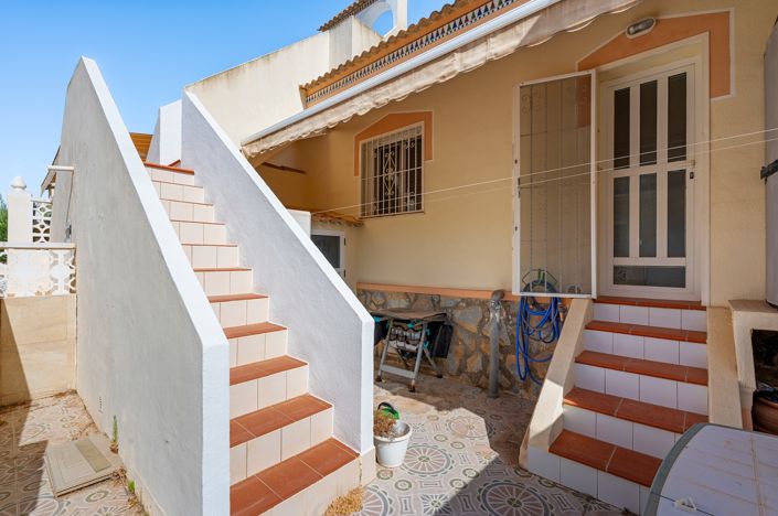 Image No.24-2 Bed Townhouse for sale
