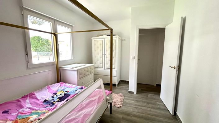 Image No.17-6 Bed Villa for sale