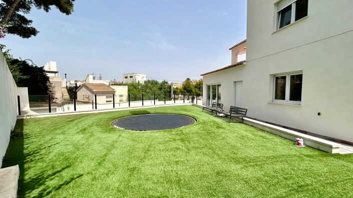 Image No.37-6 Bed Villa for sale