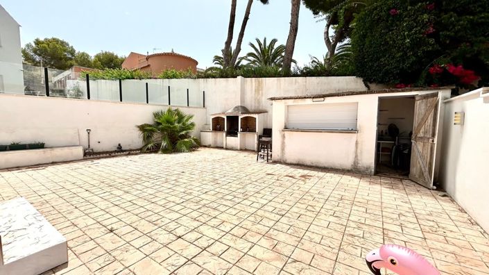 Image No.40-6 Bed Villa for sale
