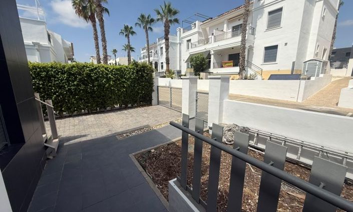 Image No.13-2 Bed Villa for sale
