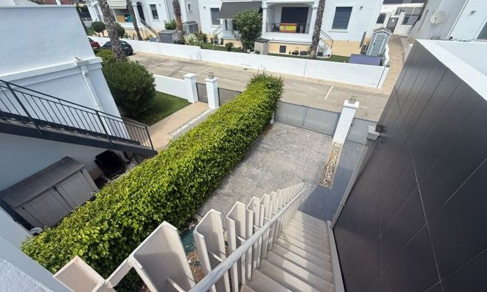 Image No.16-2 Bed Villa for sale